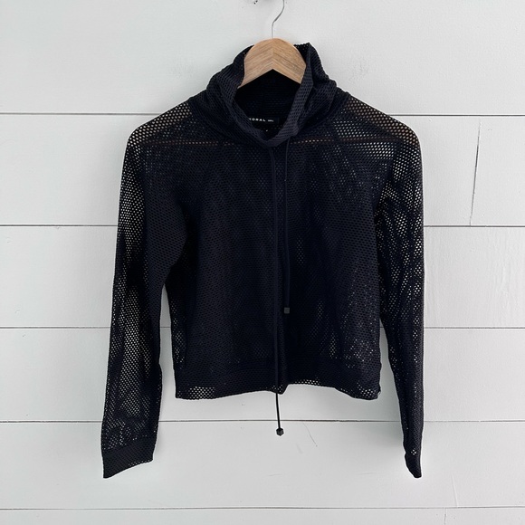 Koral Pump Open Mesh Pullover - Picture 2 of 6